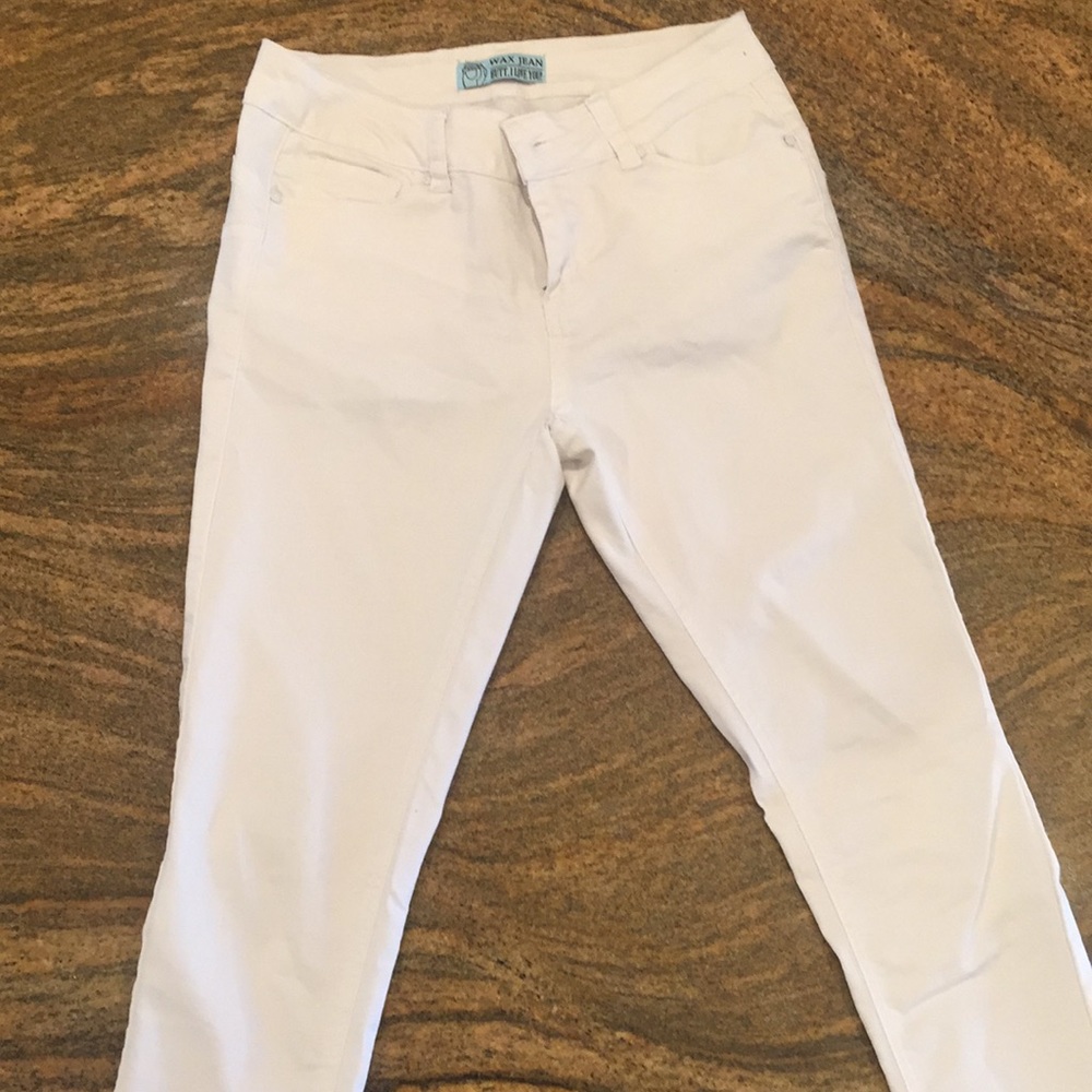 White mid rise jeans